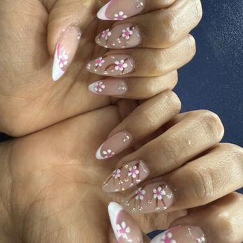 Polished Nail Lounge - Nail Salons Near Me - Chatsworth, California