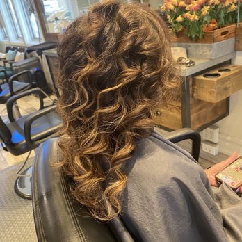 Ocean Blown Salon - Hair Salons Near Me - Capistrano Beach, California