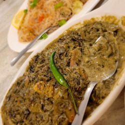 La Meza Grill - Laing and pancit