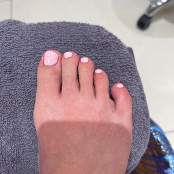 Celebrity Nails - Organic pedicure with pink gel polish! - Nail Salons Near Me - Plano, Texas Celebrity Nails - Organic pedicure with pink gel polish! - Nail Salons Near Me - Plano, Texas