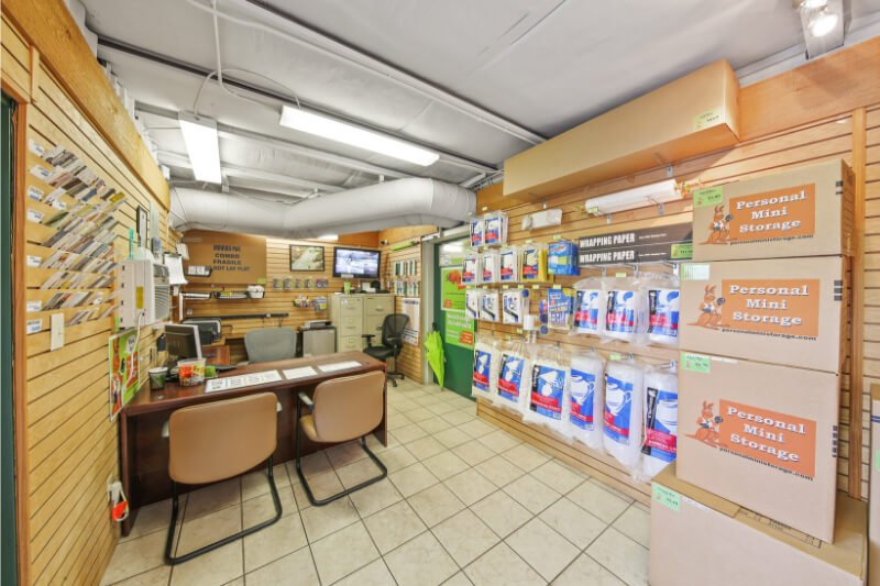 PERSONAL MINI STORAGE Updated July 2024 14 Photos 11955 N Florida