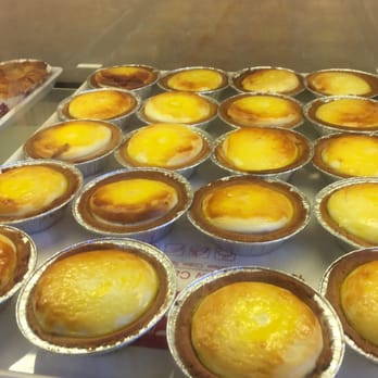 85°C Bakery Cafe-Irvine - Fresh egg tarts. - Coffee & Tea Near Me - Irvine, California