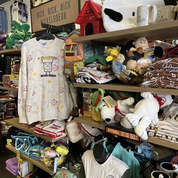 BoxLunch - Gift Shops Near Me - Irvine, California