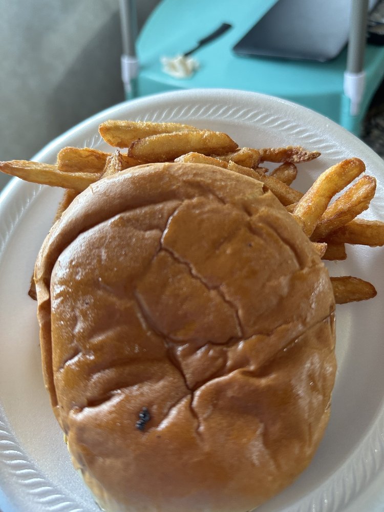 Roxton Grocery & Cafe Logo