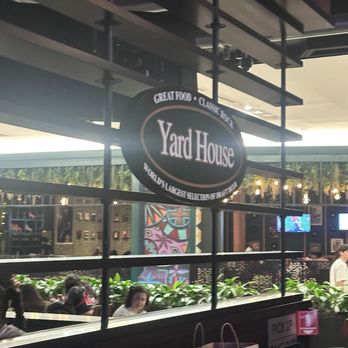 Yard House - Bars Near Me - East Rutherford, New Jersey Yard House - Bars Near Me - East Rutherford, New Jersey