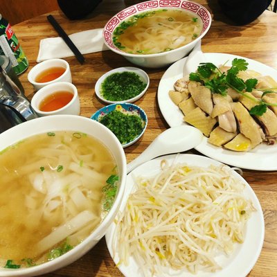 Phở Gà Hương Quê Cafe by null