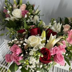 Dream Petals Floral - Hoco bouquets