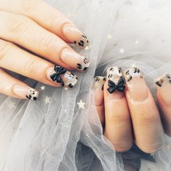 Emma’s Nail Spa - Go wild with our new leopard nail design!
* Leopard print never goes out of style -- try it today!
* Bold nails for bold queens