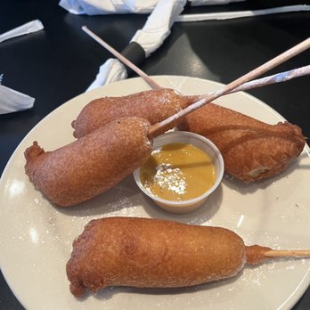 Jonathon's Diner - Danger Dog - New American Near Me - Dallas, Texas