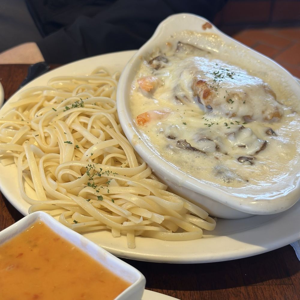 Savoy Kitchen - Seafood Pasta with White Sauce - Asian Fusion Near Me - Alhambra, California