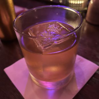 Baby Gee - Cocktail Bars Near Me - Long Beach, California Baby Gee - Cocktail Bars Near Me - Long Beach, California