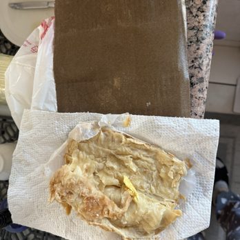 Huge Tree Pastry - 燒餅夾蔥蛋 - Taiwanese Near Me - Monterey Park, California Huge Tree Pastry - 燒餅夾蔥蛋 - Taiwanese Near Me - Monterey Park, California