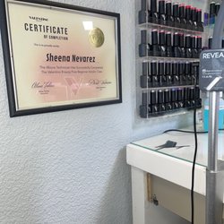 Derrick's Hair Salon - #thanaildiva