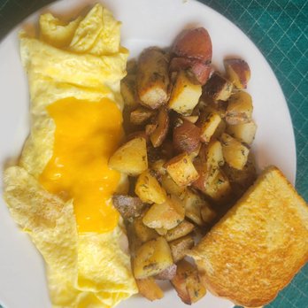 Local Grill & Scoop - Ham Omelet - Seafood Near Me - Cannon Beach, Oregon Local Grill & Scoop - Ham Omelet - Seafood Near Me - Cannon Beach, Oregon