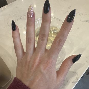 Village Nail Spa - Nail Salons Near Me - Granbury, Texas