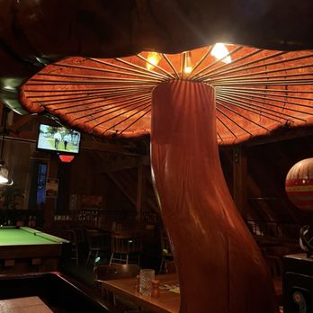Rock Creek Tavern - Large wooden, sculpted mushroom. - Pubs Near Me - Hillsboro, Oregon Rock Creek Tavern - Large wooden, sculpted mushroom. - Pubs Near Me - Hillsboro, Oregon