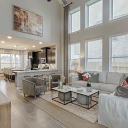 Sandra M Vargas - Realm Real Estate Professionals