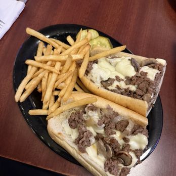 C View Inn - American Near Me - Cape May, New Jersey
