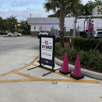 El Car Wash - Father's Day free wash - Car Wash Near Me - Pembroke Pines, Florida El Car Wash - Father's Day free wash - Car Wash Near Me - Pembroke Pines, Florida