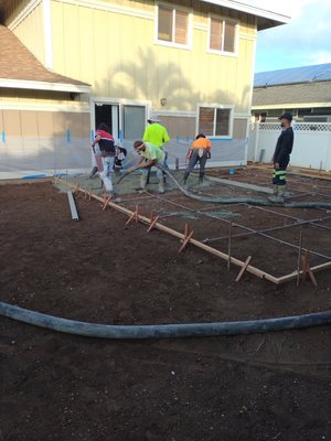 Kapolei Hawaiian homes - Home owner wanted concrete around his whole house this project was about 37 yards.. Kapolei Hawaiian homes - Home owner wanted concrete around his whole house this project was about 37 yards..