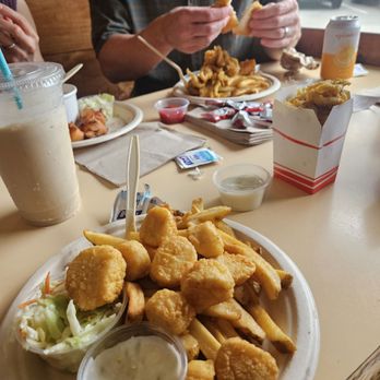 Captain Frosty's Fish & Chips - Seafood Near Me - Dennis, Massachusetts