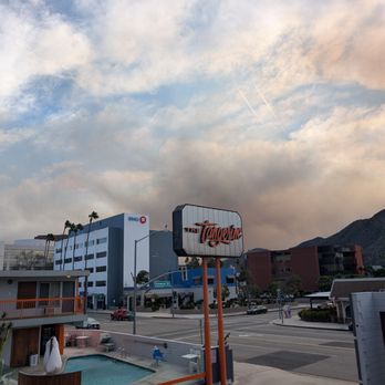 The Tangerine - Hotels Near Me - Burbank, California