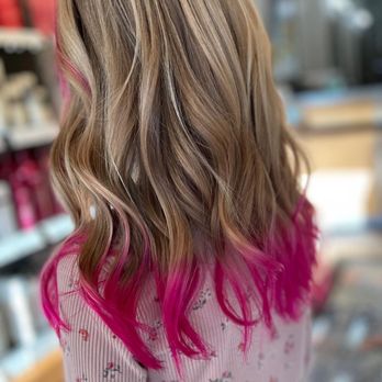 Ella & Oz Salon - Hair Salons Near Me - Seattle, Washington Ella & Oz Salon - Hair Salons Near Me - Seattle, Washington