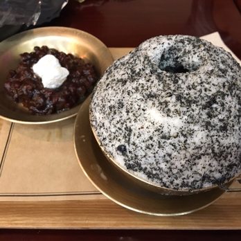 Okrumong - Sesame shaved ice with red bean and two mochi pieces - Desserts Near Me - Torrance, California