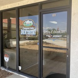 Canyon Lake Dentistry - Front Door
