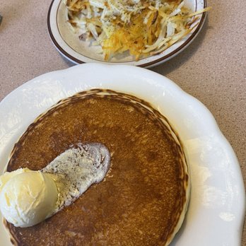 Logue's Restaurant - Pancakes and Hashbrowns - American Near Me - Hannibal, Missouri Logue's Restaurant - Pancakes and Hashbrowns - American Near Me - Hannibal, Missouri