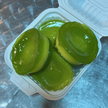 Che Hien Khanh - Pandan mung bean layered cake - Desserts Near Me - Rosemead, California Che Hien Khanh - Pandan mung bean layered cake - Desserts Near Me - Rosemead, California