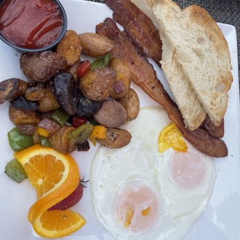 Mélange - Regular Breakfast - Cocktail Bars Near Me - La Quinta, California Mélange - Regular Breakfast - Cocktail Bars Near Me - La Quinta, California