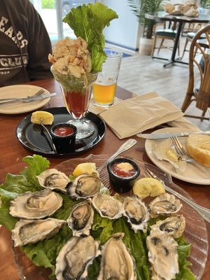 Sharks Seafood Bar & Steamer Co. by null
