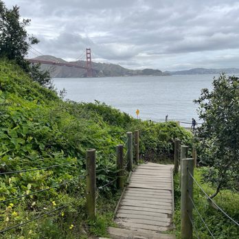 Battery East Trail - Walking Tours Near Me