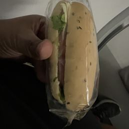 This is the food that they give business class