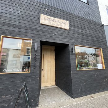 Brown Bear Bread - the front of the building - Cafes Near Me - New Brighton, Pennsylvania