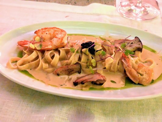 Hotel Emiliano - Restaurante Emile by null