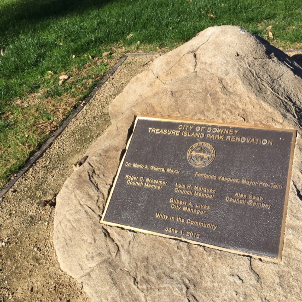 Treasure Island Park - Treasure Island Park in Downey (1/24/15) - Parks Near Me - Downey, California