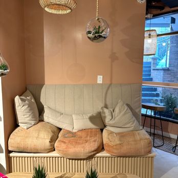 Sip Sip - Coffee & Tea Near Me - Toronto, Ontario