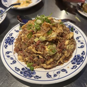 886 - Pork Taiwanese Sausage Fried Rice - Taiwanese Near Me - New York, New York 886 - Pork Taiwanese Sausage Fried Rice - Taiwanese Near Me - New York, New York