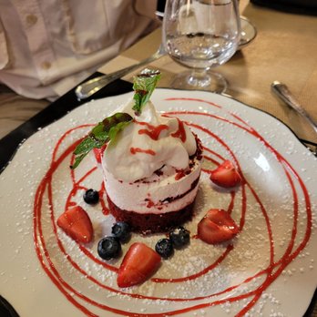 Nittis Italian Restaurant in Hell's Kitchen - Desert-Red Velvet Cake - Italian Near Me - New York, New York Nittis Italian Restaurant in Hell's Kitchen - Desert-Red Velvet Cake - Italian Near Me - New York, New York