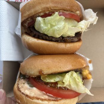 In-N-Out Burger - Burgers! - Burgers Near Me - Lathrop, California