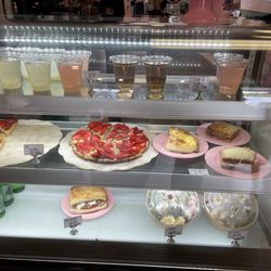 Emilie And The Frenchies - Delicacies on offer