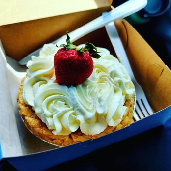 Incredible Edibles - Strawberry Pie - Bakeries Near Me - Pawleys Island, South Carolina