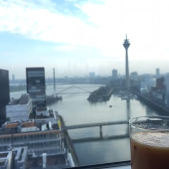INNSIDE - Der Aublick aus dem Innside im Hafen - Hotels Near Me - Dusseldorf, NW