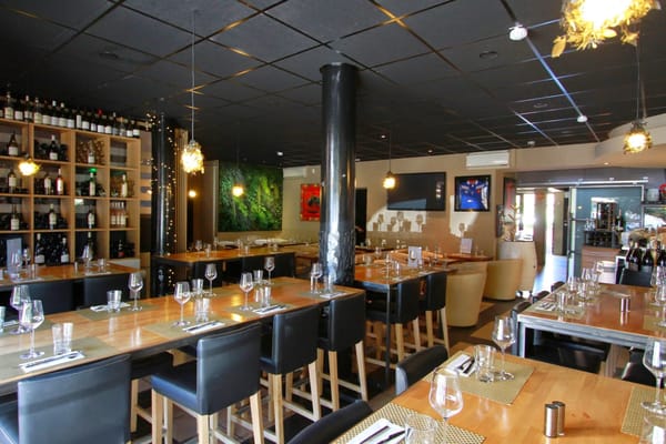 Le Sens Six Restaurant by null