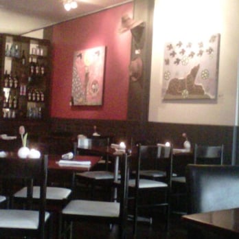 Salmon n' Bannock - dining room - Canadian (New) Near Me - Vancouver, British Columbia