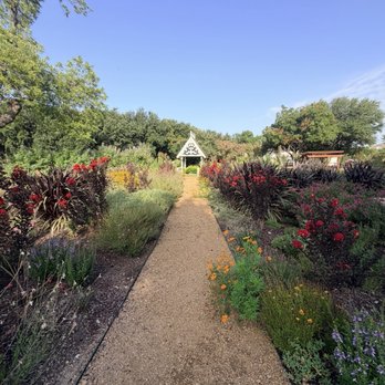 Liberty Street Garden - Parks Near Me - Dallas, Texas