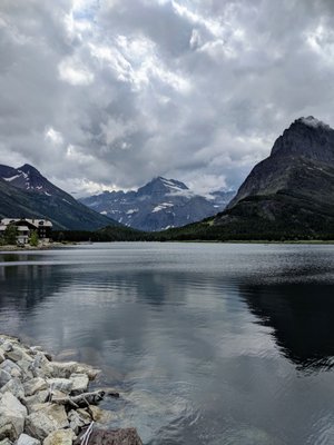 Many Glacier Hotel by null