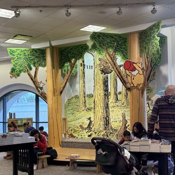 Barnes & Noble Booksellers - Bookstores Near Me - Irvine, California